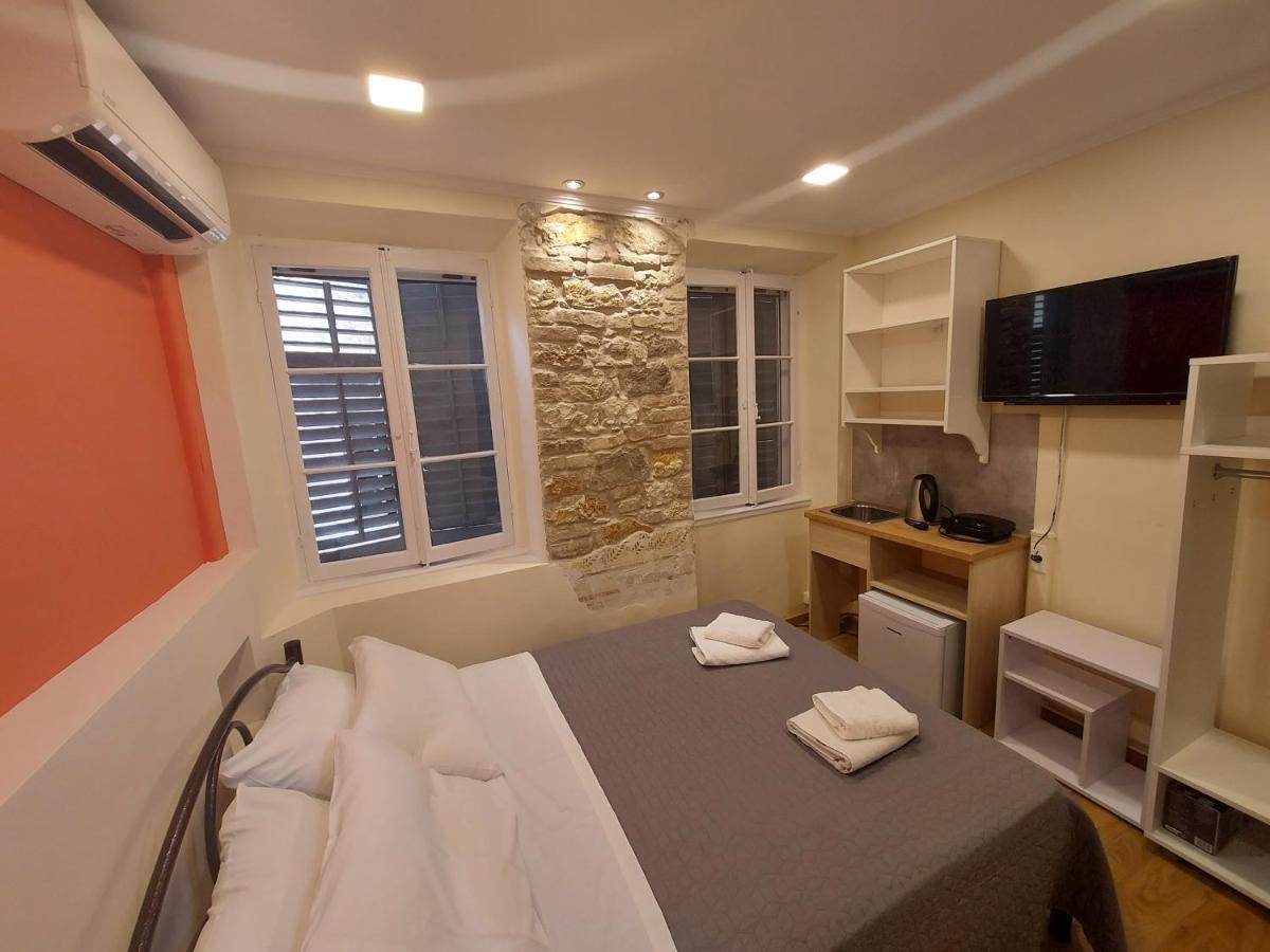 Corcyra Microflat In Old Town Apartment Corfu  Exterior photo